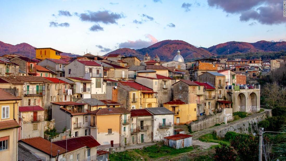 Bed And Breakfast Il Sole -Cinquefrondi المظهر الخارجي الصورة