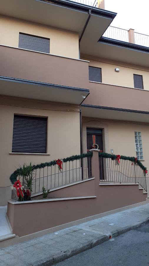 Bed And Breakfast Il Sole -Cinquefrondi المظهر الخارجي الصورة